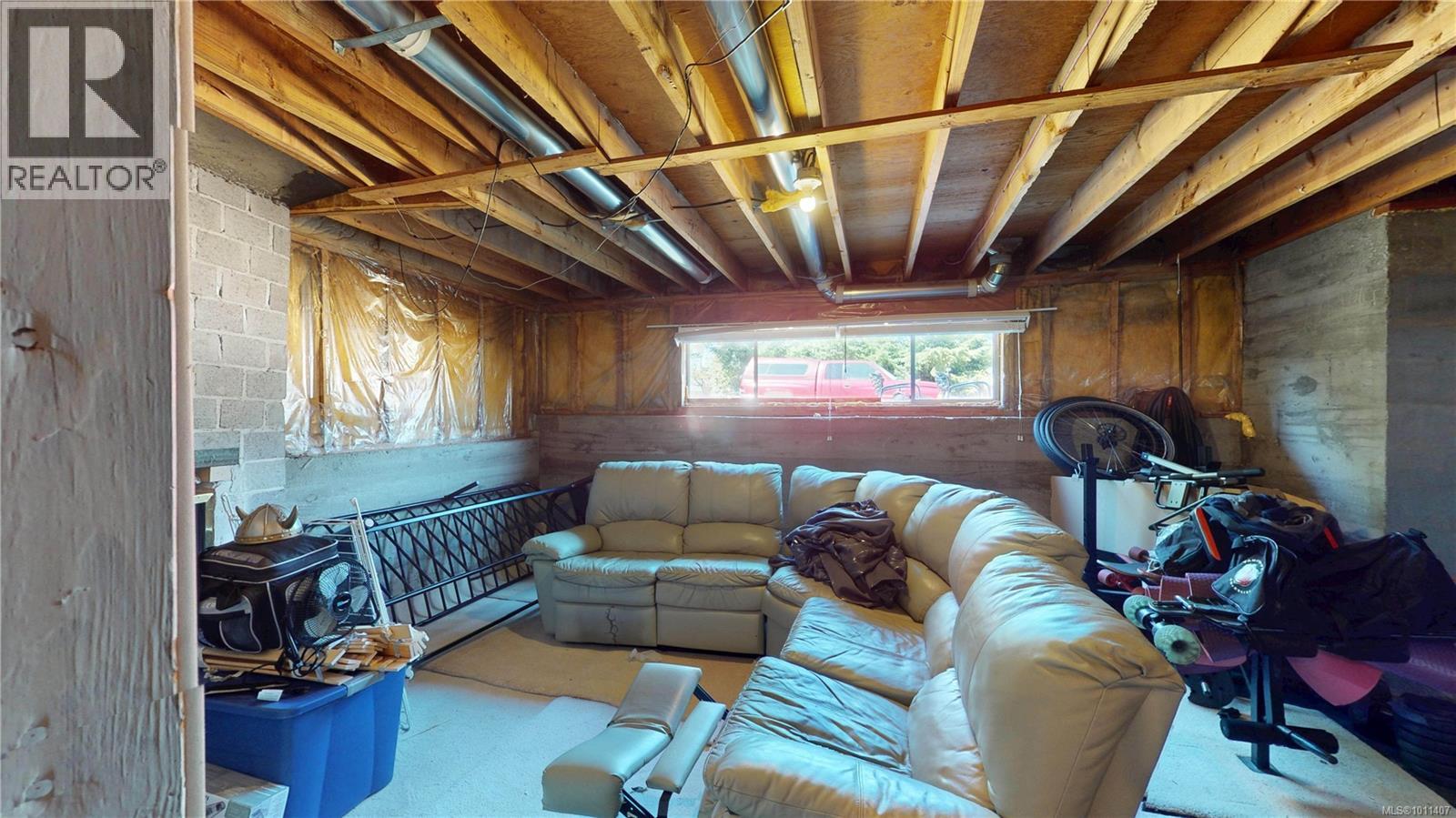 Photo 14 of 1827 Feltham Rd, Saanich BC