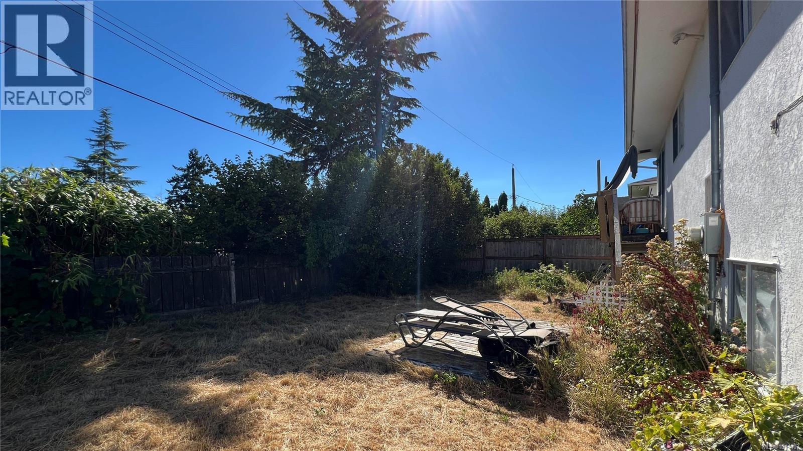 Photo 20 of 1827 Feltham Rd, Saanich BC