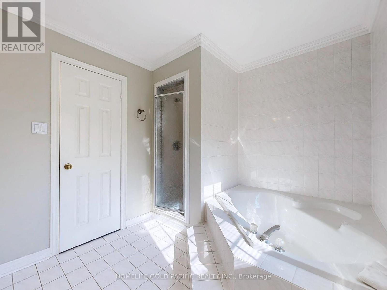 Photo 45 of 12 Duborg Drive, Markham ON