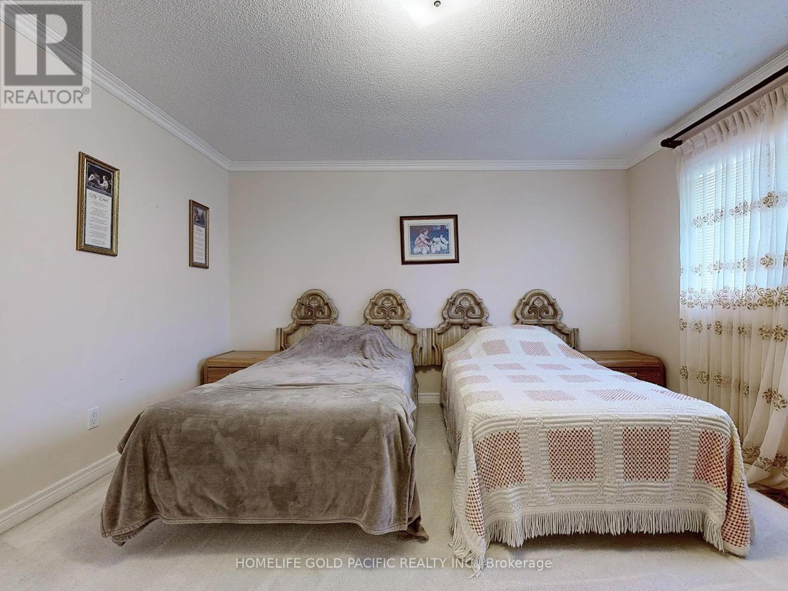 Photo 31 of 12 Duborg Drive, Markham ON
