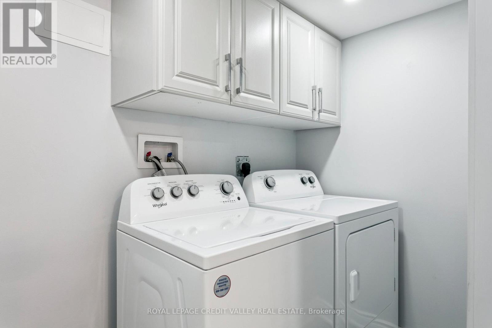 Photo 45 of 4 Mendoza Drive, Brampton ON