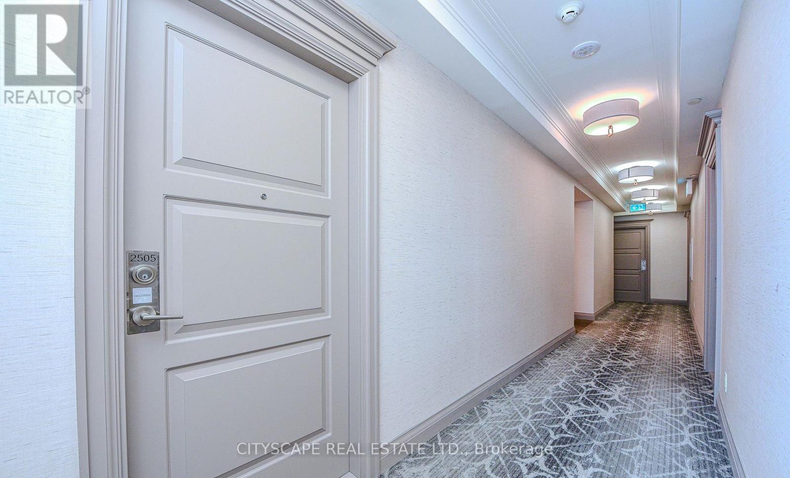 Photo 1 of 2505 36 Elm Drive, Mississauga ON