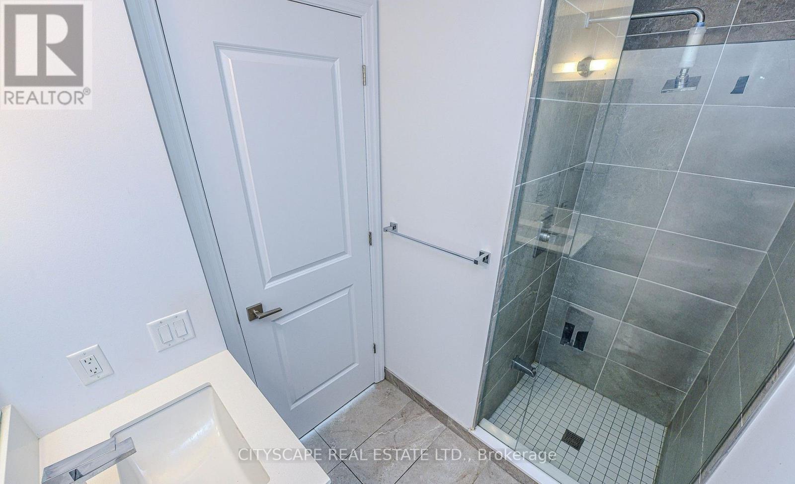 Photo 38 of 2505 36 Elm Drive, Mississauga ON