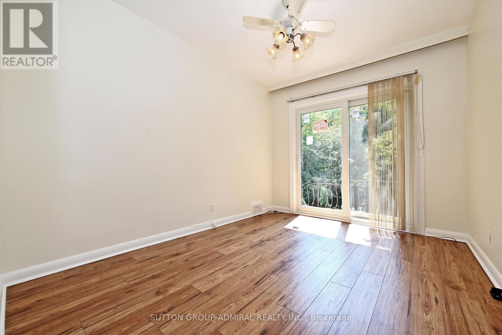 Photo 12 of 19 Skipton Court, Toronto ON