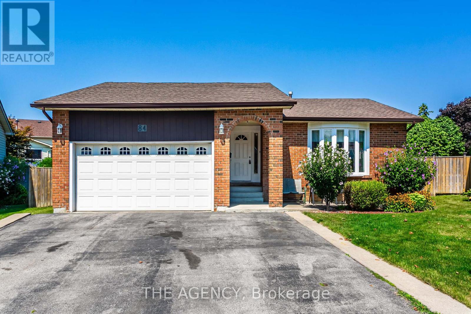 Photo 1 of 84 Blackthorn Lane, Brampton ON