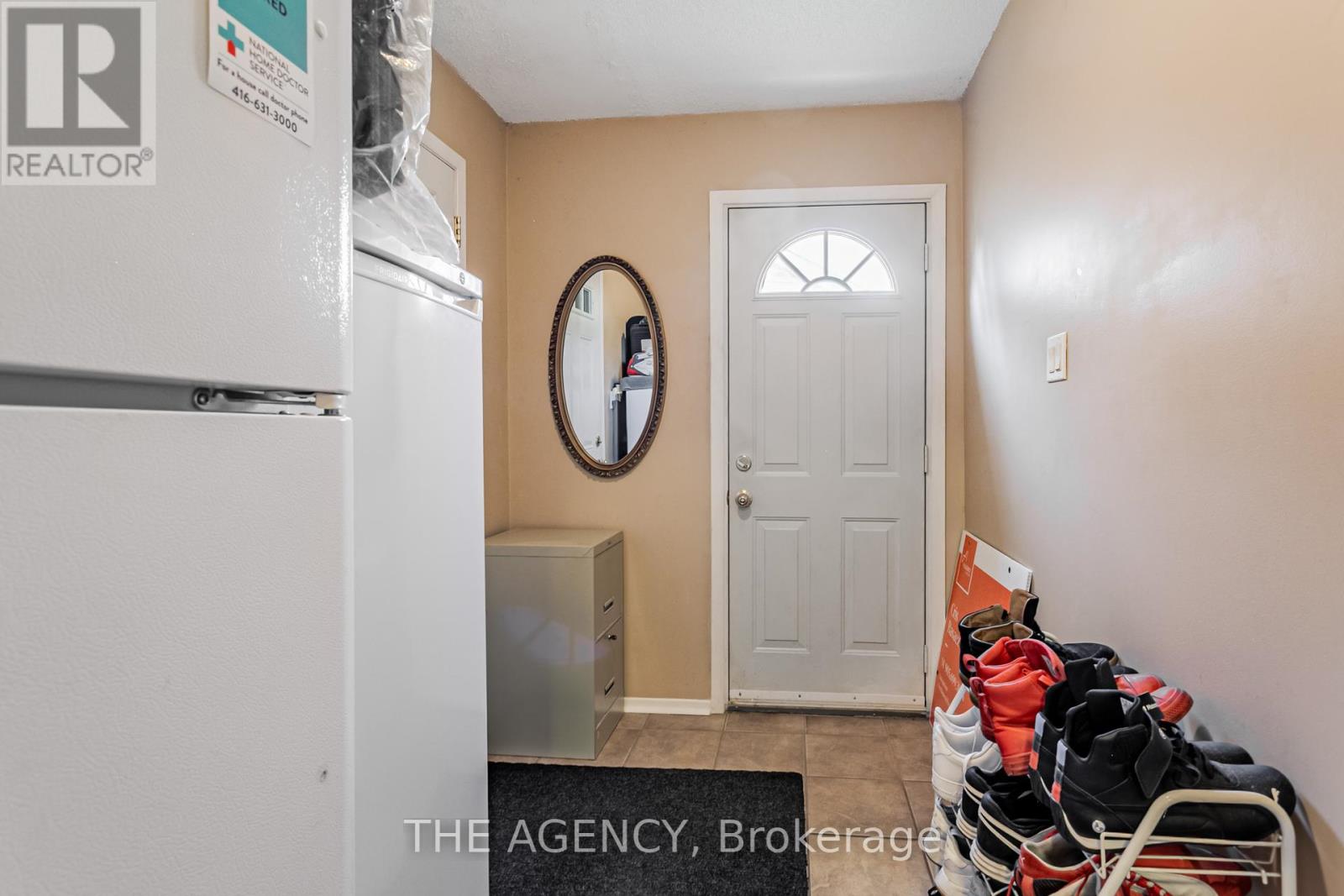 Photo 17 of 84 Blackthorn Lane, Brampton ON
