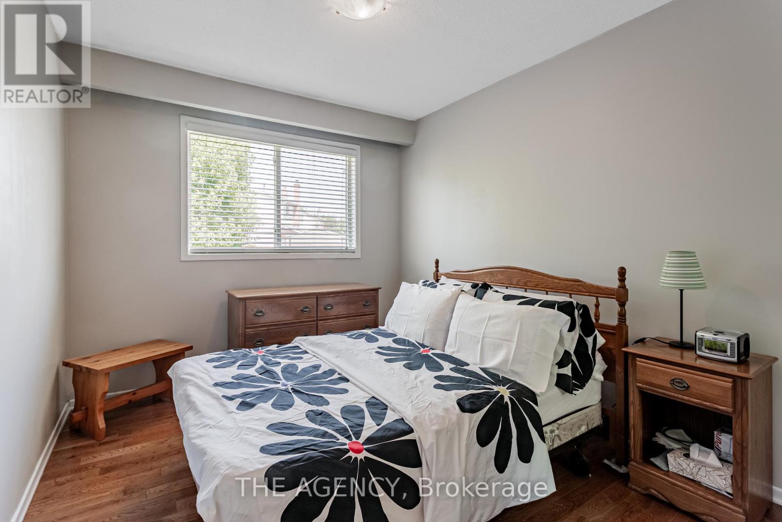Photo 20 of 84 Blackthorn Lane, Brampton ON