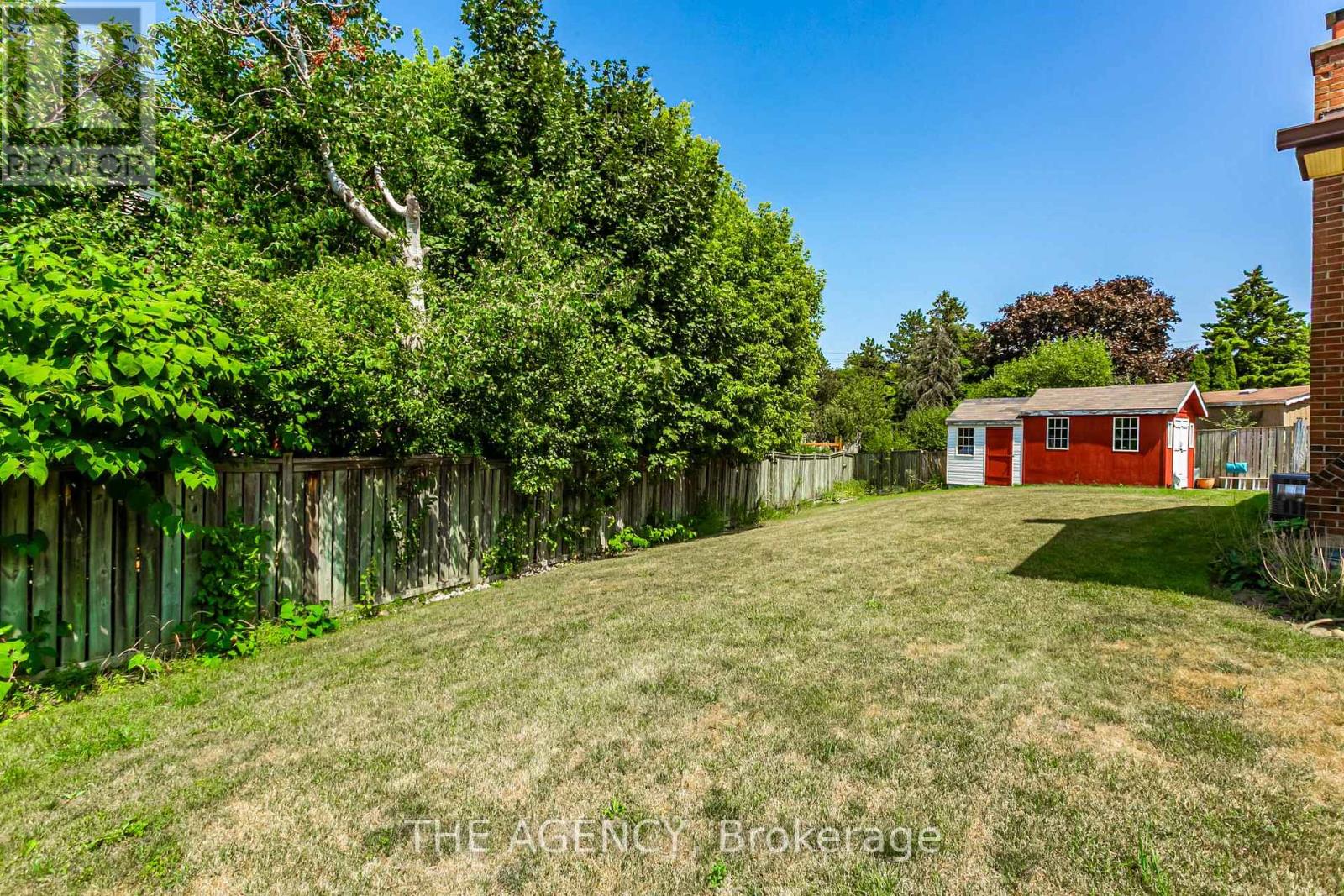 Photo 33 of 84 Blackthorn Lane, Brampton ON