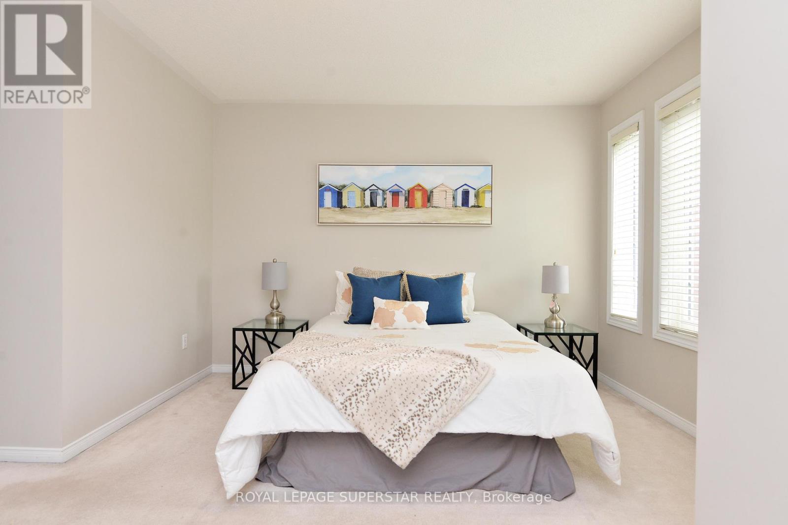 Photo 34 of 15 Gemstone Lane, Brampton ON