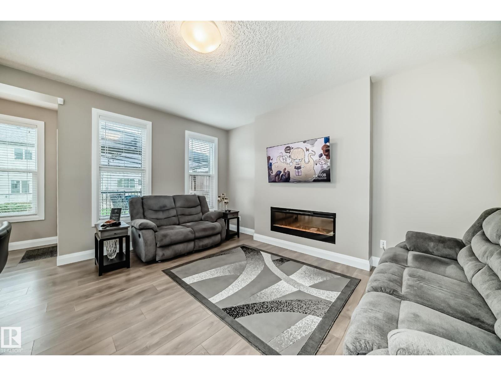 Photo 10 of 1348 South Creek Li, Stony Plain AB