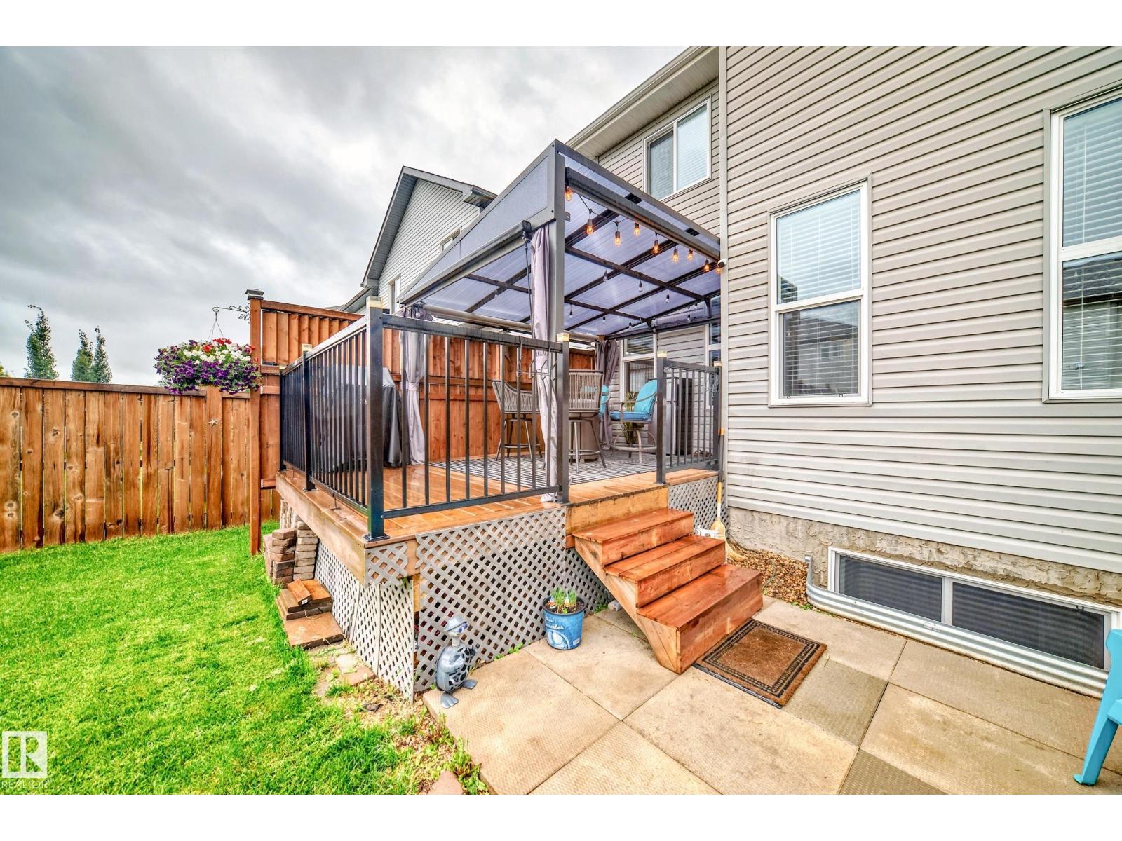 Photo 11 of 1348 South Creek Li, Stony Plain AB