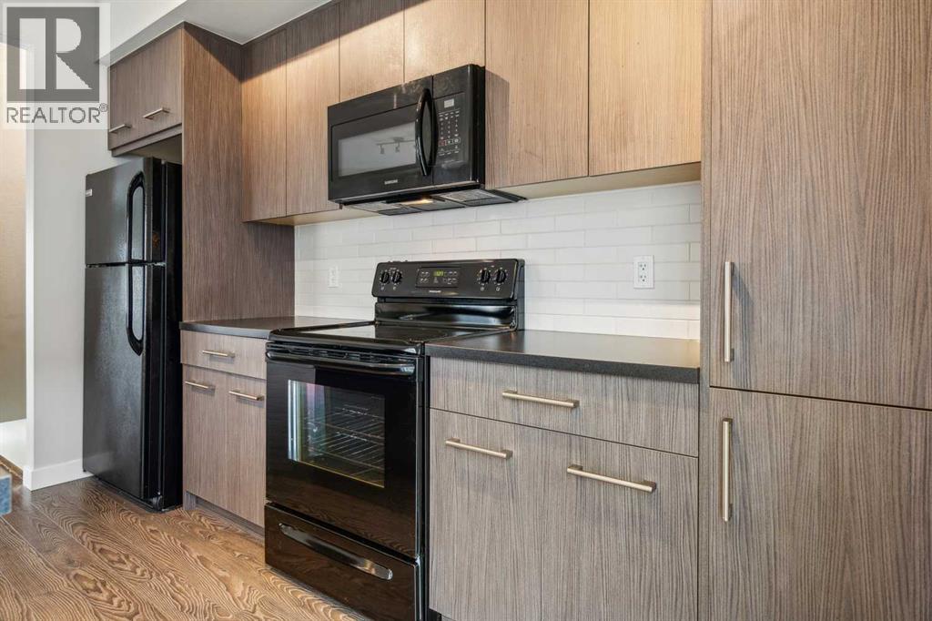 Photo 9 of 2 Stonehouse Crescent Nw, High River AB