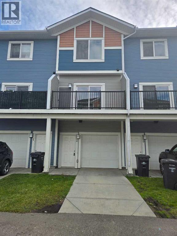 Photo 8 of 2 Stonehouse Crescent Nw, High River AB
