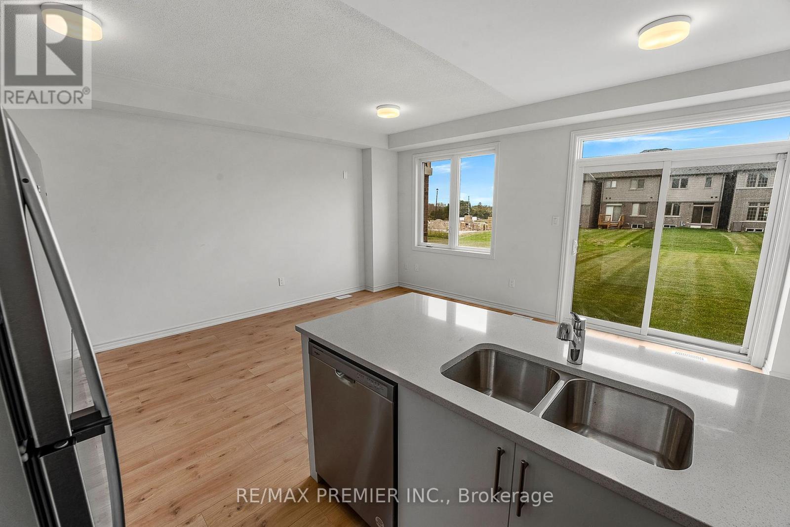 Photo 11 of 535 Worden Street, Cobourg ON