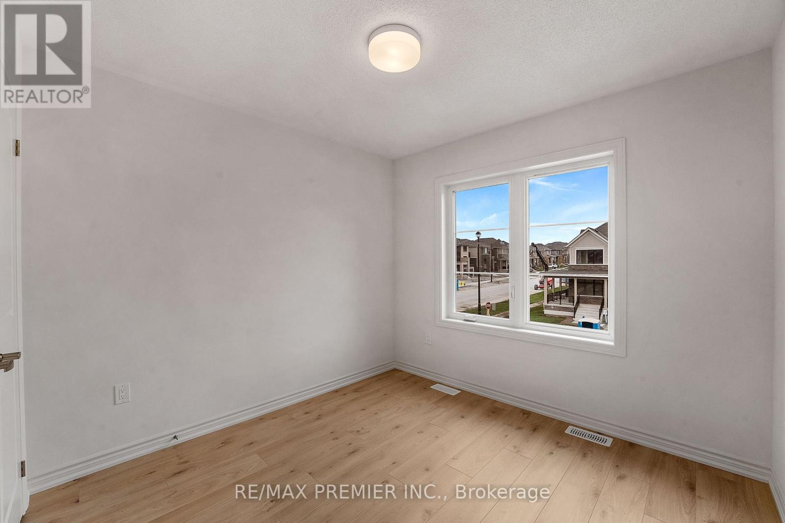 Photo 21 of 535 Worden Street, Cobourg ON