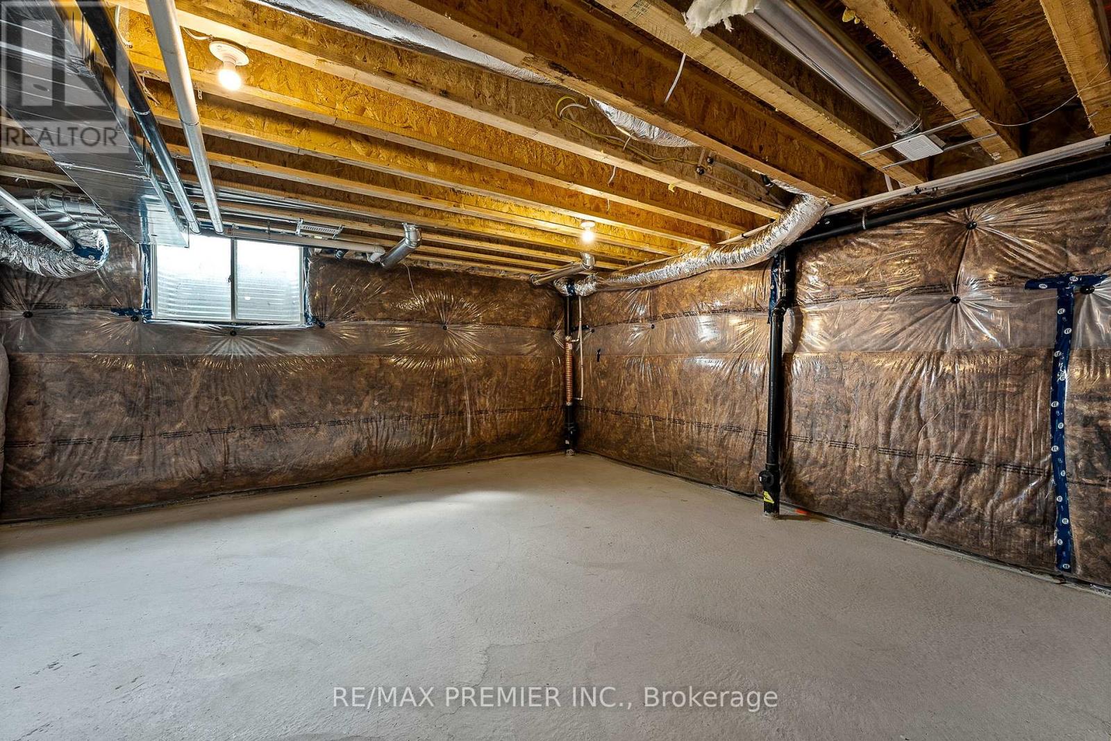 Photo 31 of 535 Worden Street, Cobourg ON