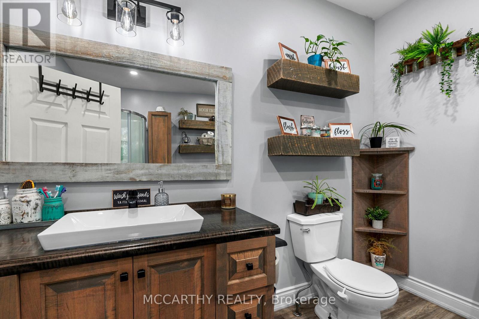 Photo 16 of 180 Grey Street W, Southgate ON
