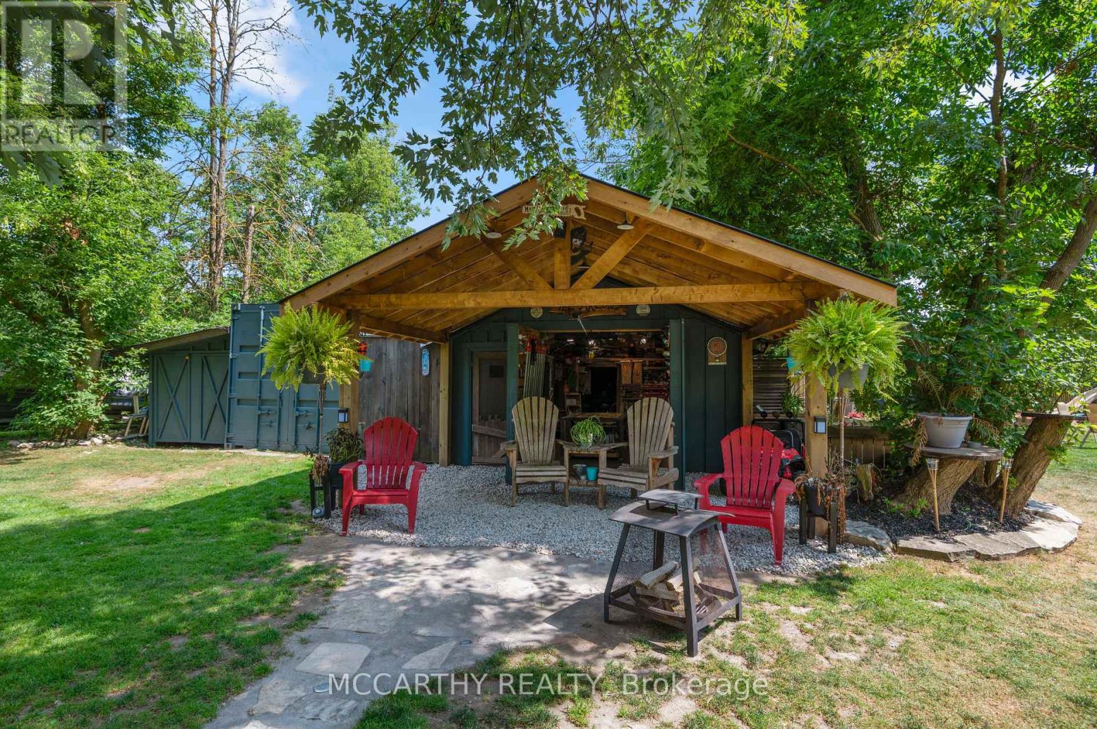 Photo 31 of 180 Grey Street W, Southgate ON