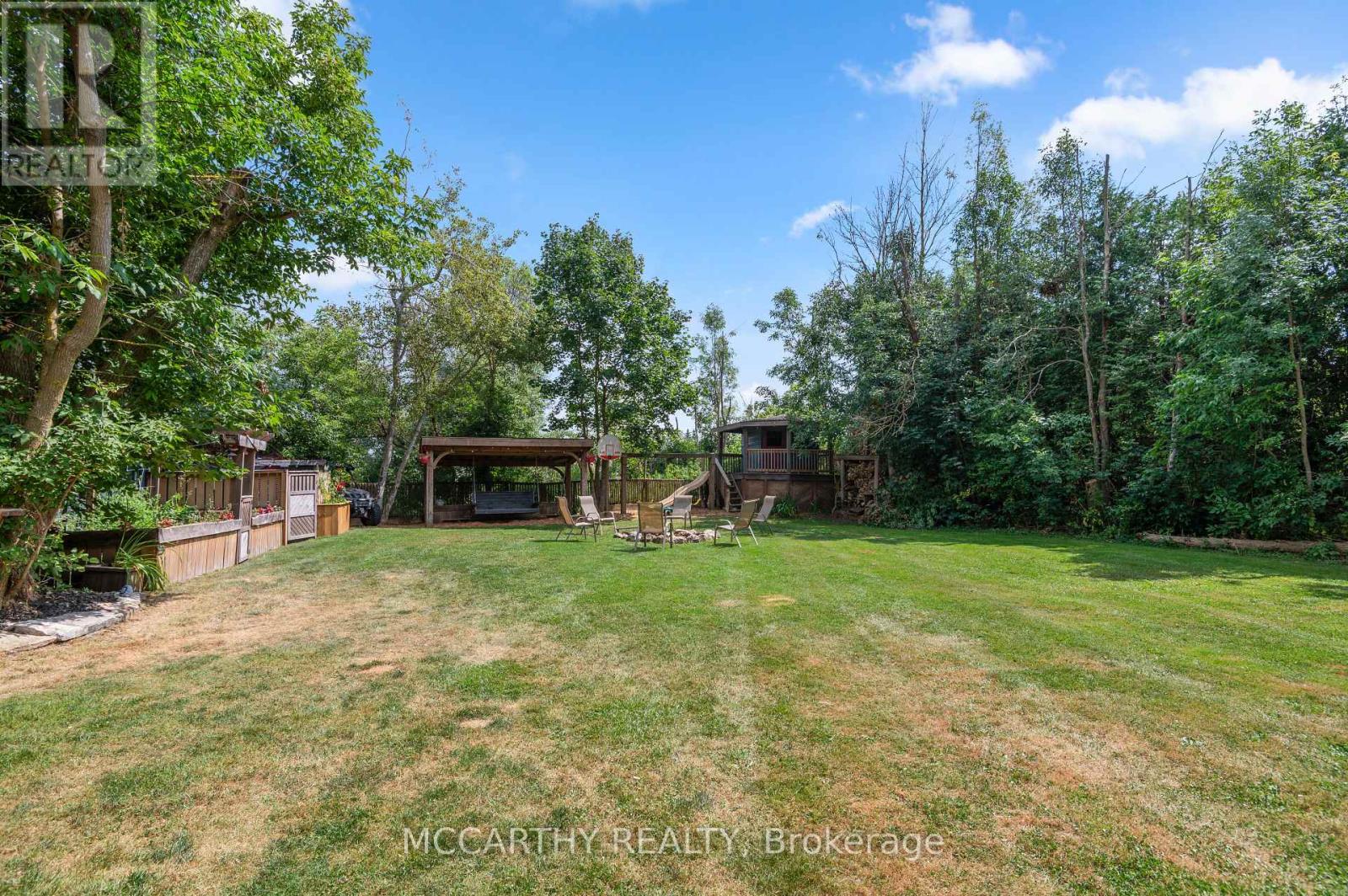 Photo 34 of 180 Grey Street W, Southgate ON