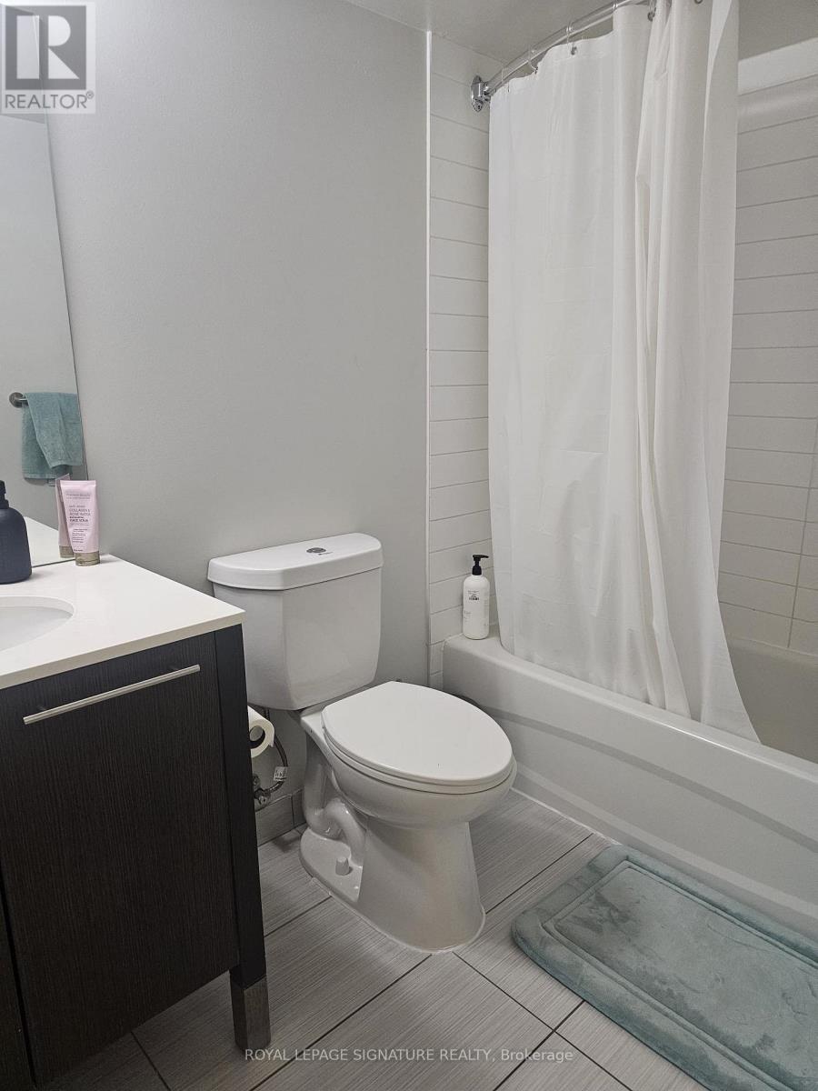 Photo 8 of 702 123 Parkway Forest Drive, Toronto ON
