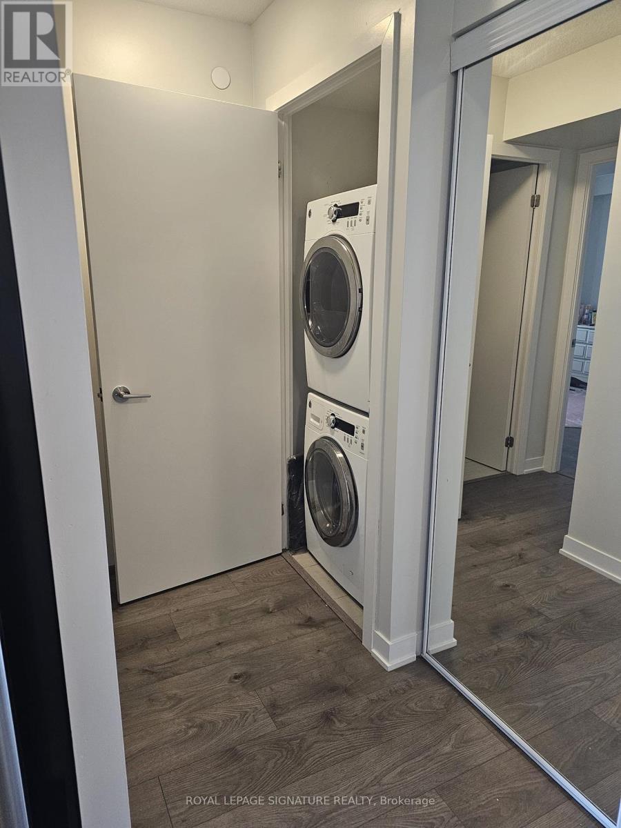 Photo 3 of 702 123 Parkway Forest Drive, Toronto ON