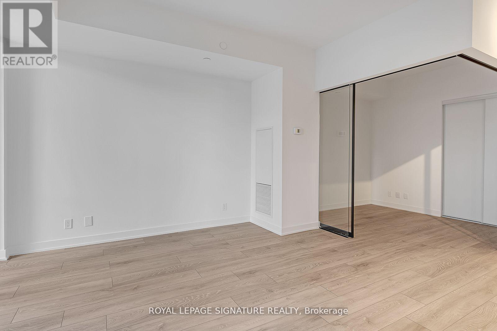Photo 26 of 1003 108 Peter Street, Toronto ON