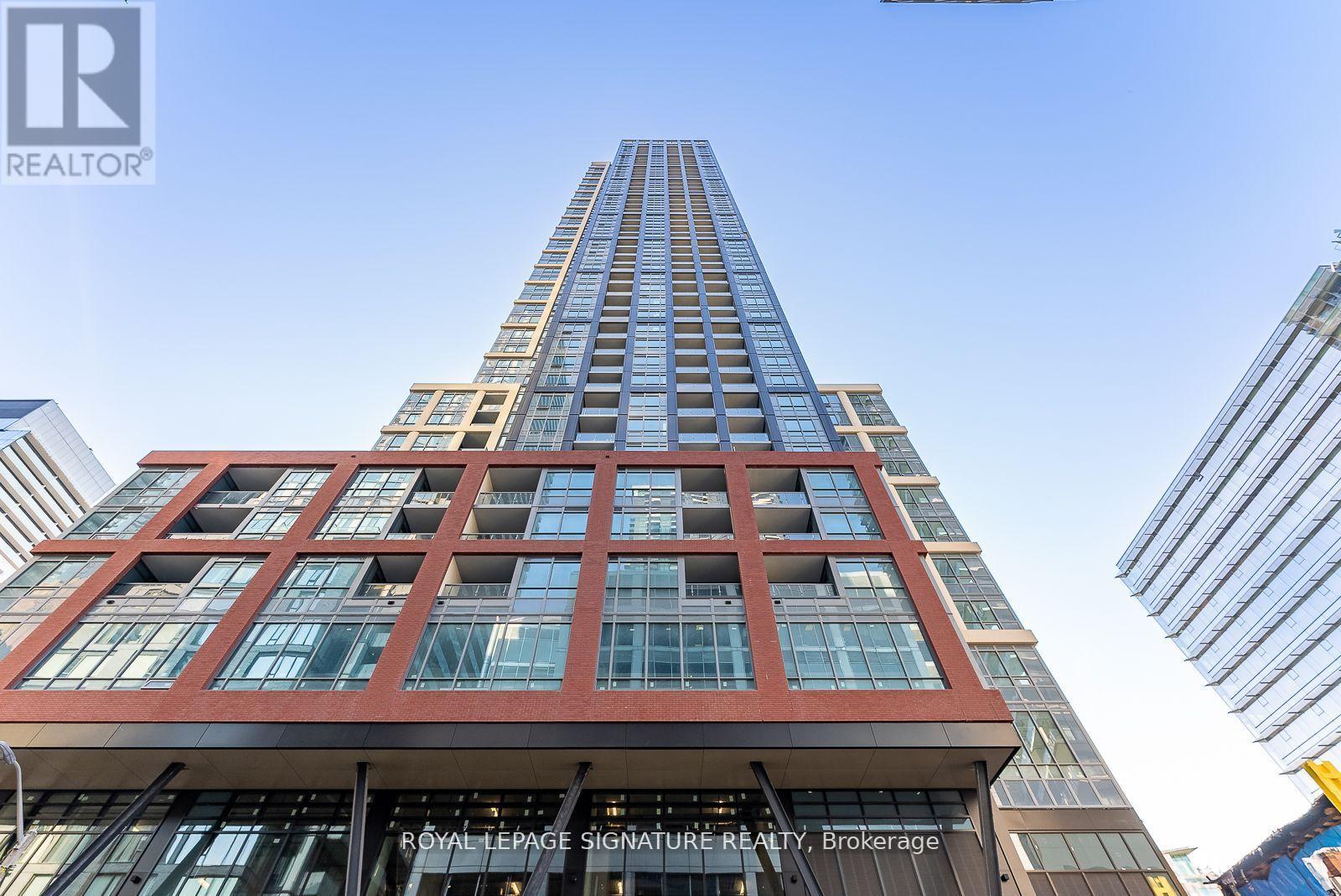 Photo 2 of 1003 108 Peter Street, Toronto ON