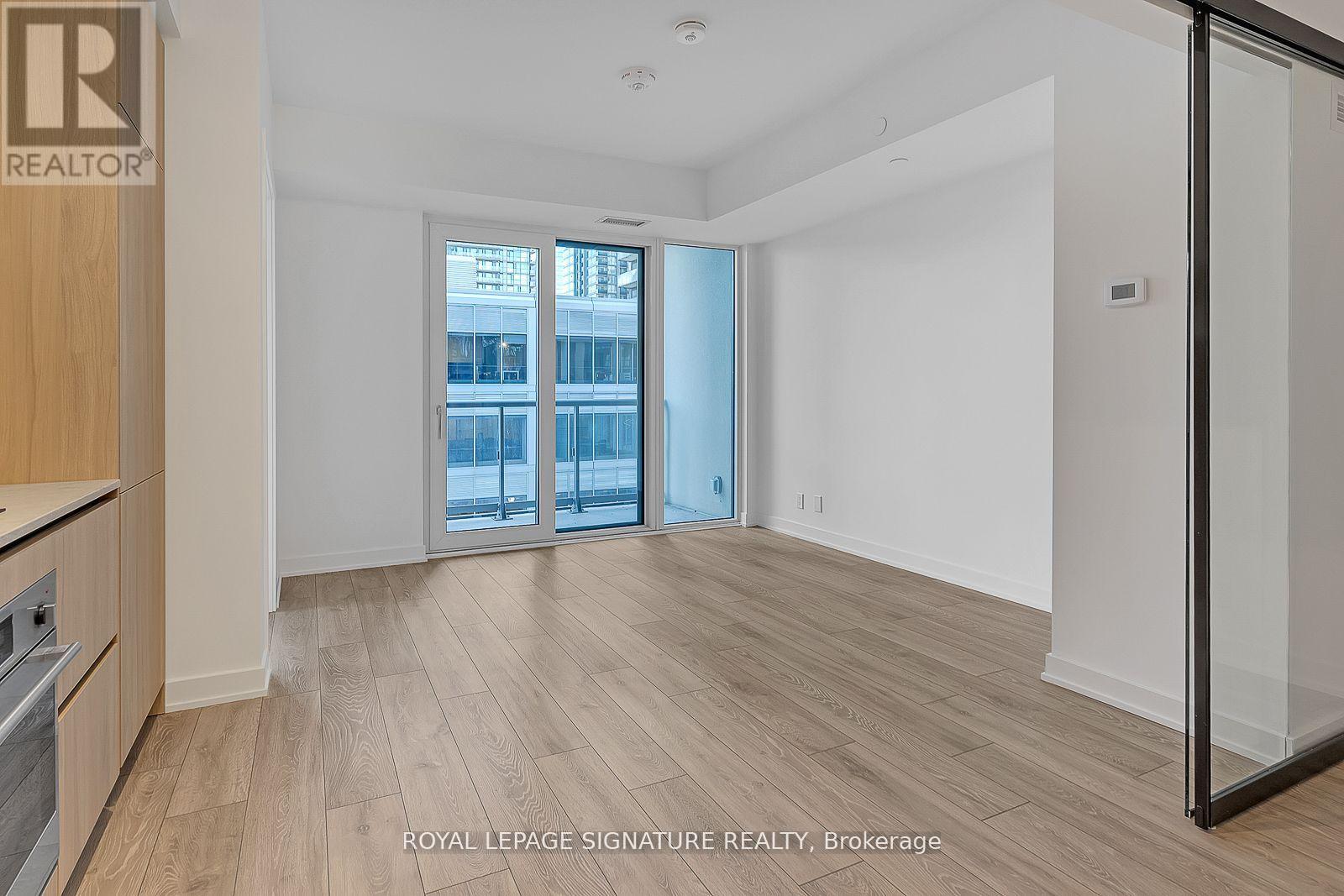 Photo 27 of 1003 108 Peter Street, Toronto ON