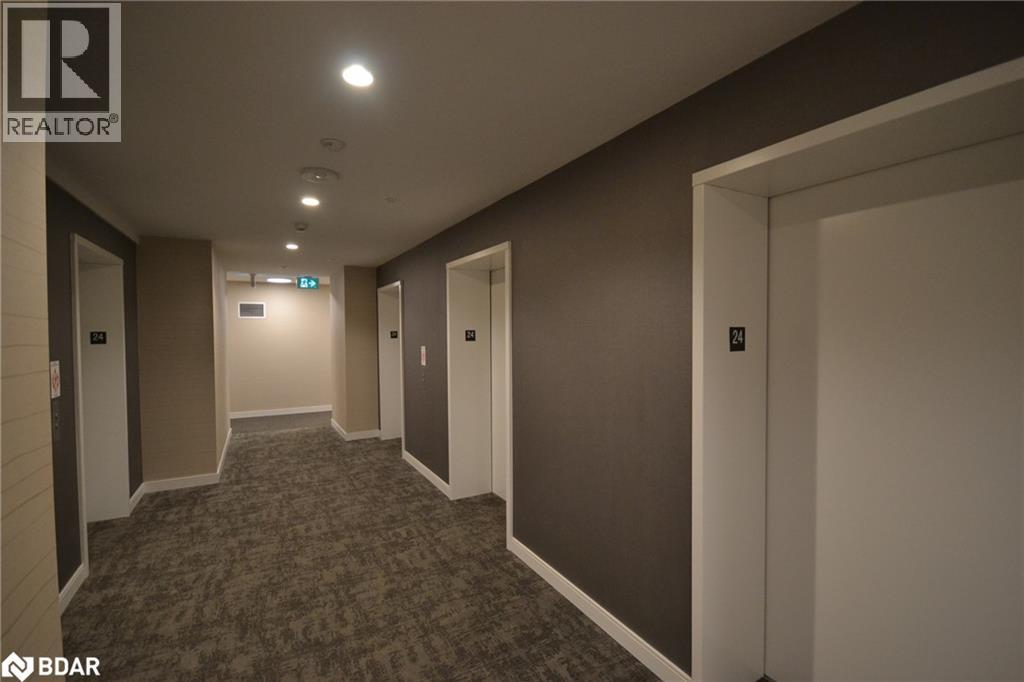 Photo 8 of 70 Annie Craig Drive Unit 2406, Toronto ON
