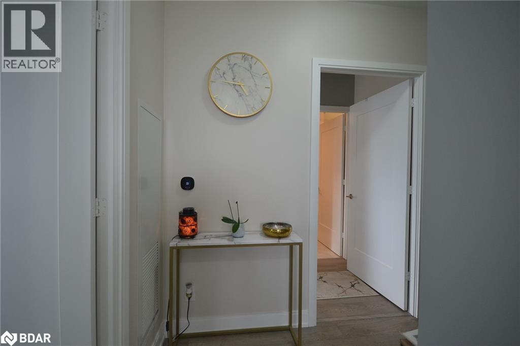 Photo 9 of 70 Annie Craig Drive Unit 2406, Toronto ON