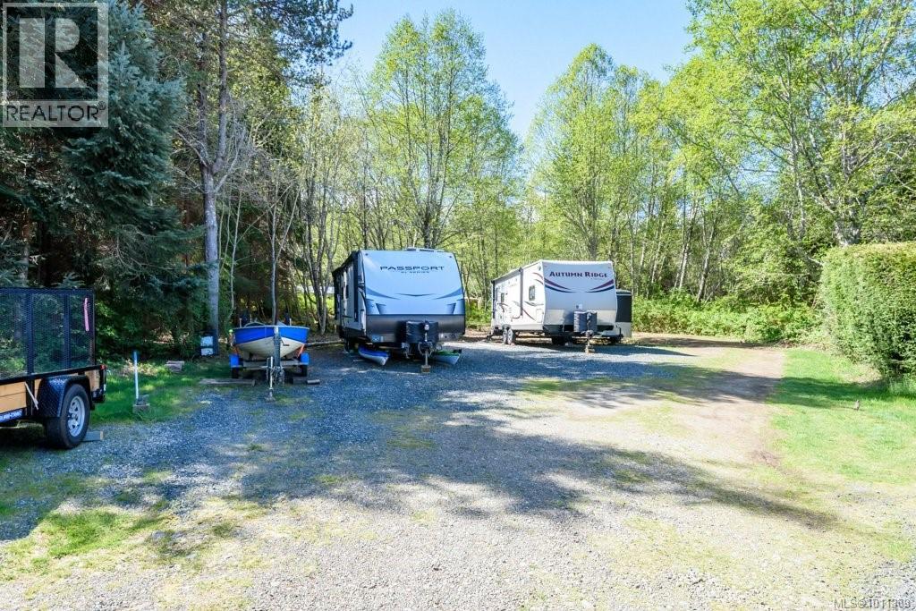 24 5300 Gainsberg Rd, Bowser