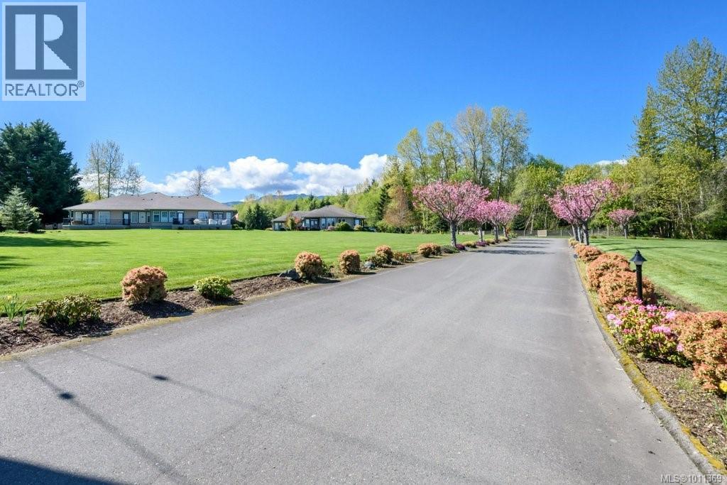 24 5300 Gainsberg Rd, Bowser