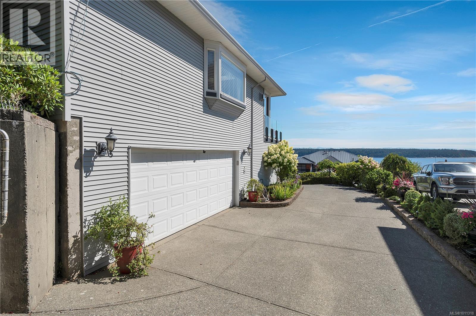 492 Ash St, Campbell River