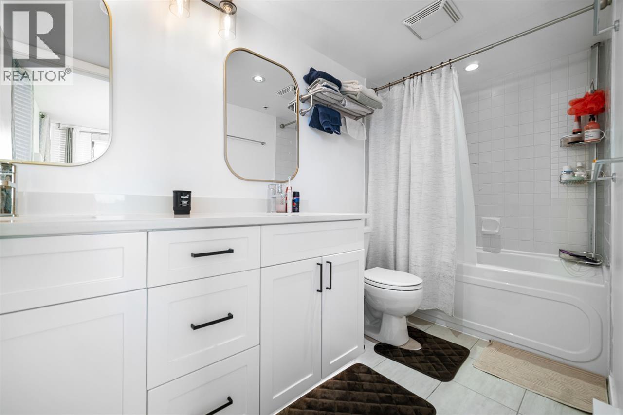 Photo 8 of 702 4118 Dawson Street, Burnaby BC