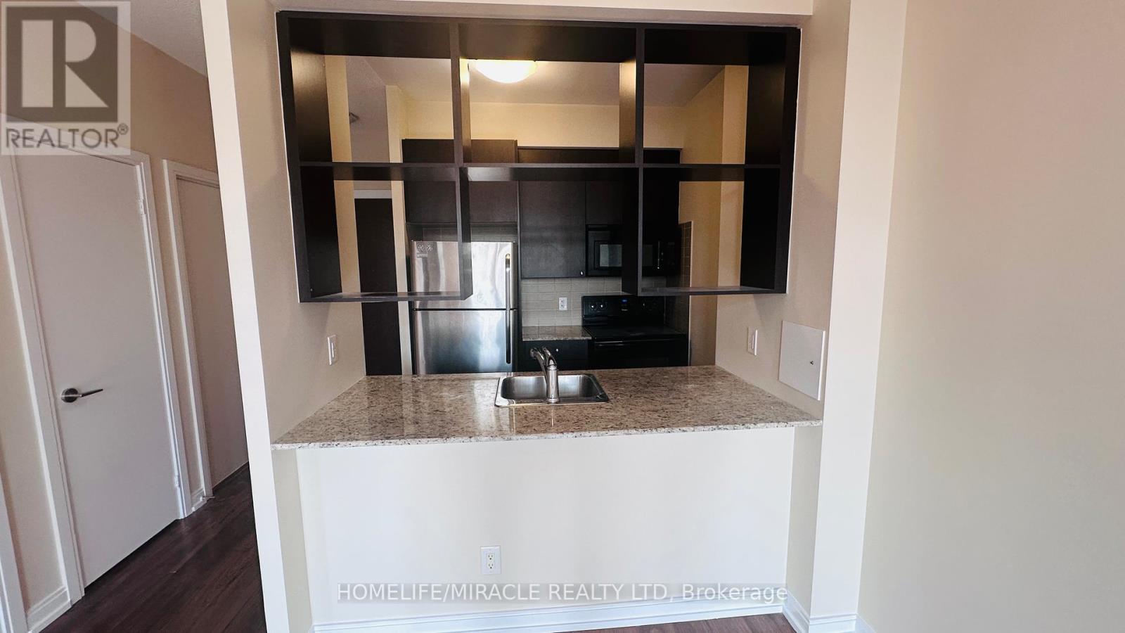 Photo 12 of 304 151 Village Green Square, Toronto ON
