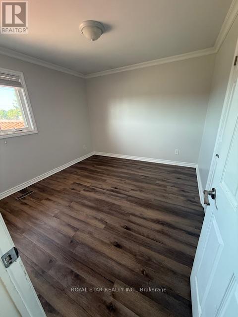 Photo 2 of Main Second Floor 480 Grove Street E, Barrie ON