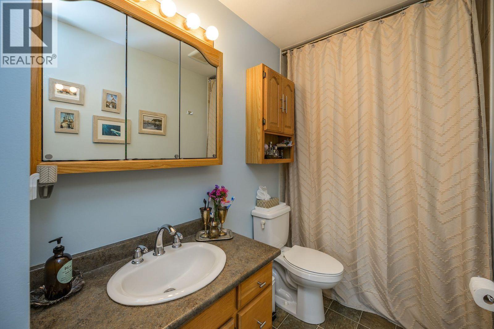 Photo 7 of 5905 Rideau Drive, Prince George BC