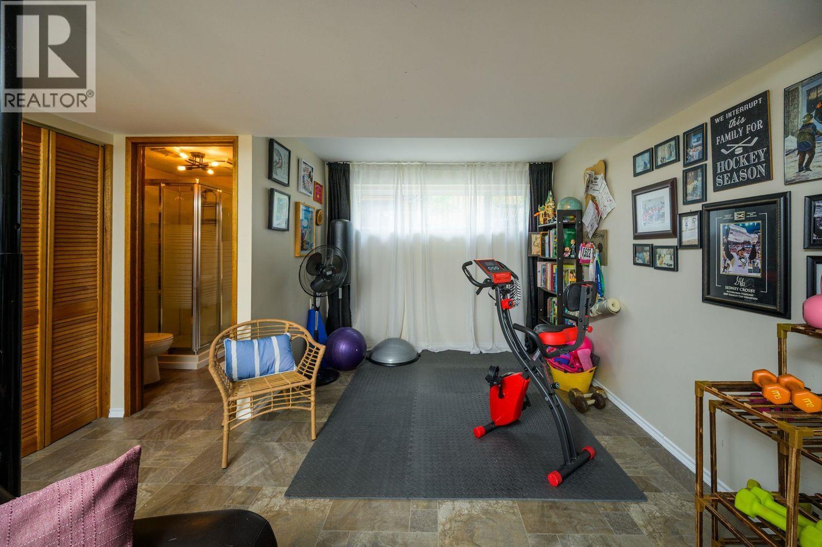 Photo 11 of 5905 Rideau Drive, Prince George BC