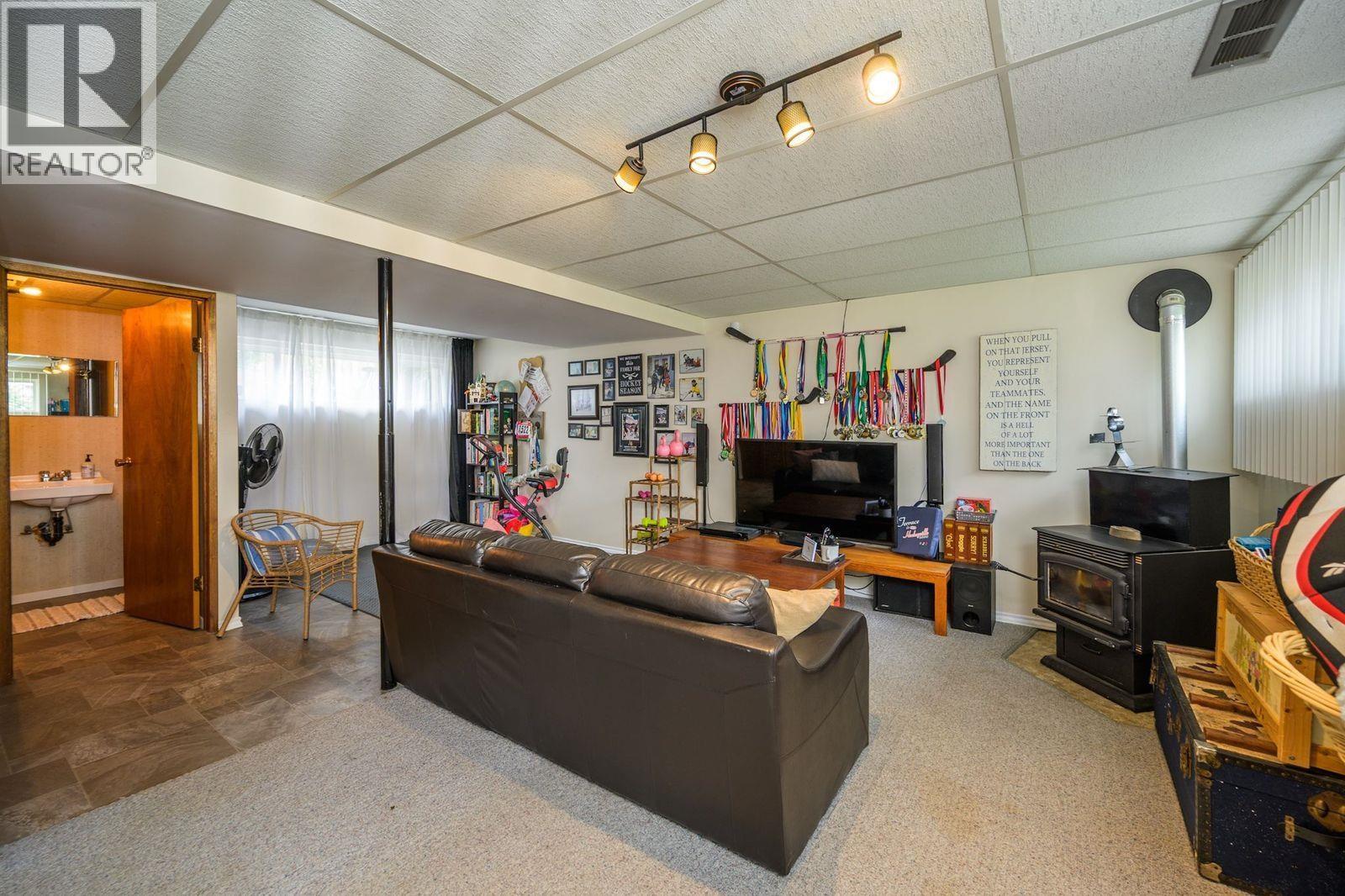 Photo 14 of 5905 Rideau Drive, Prince George BC