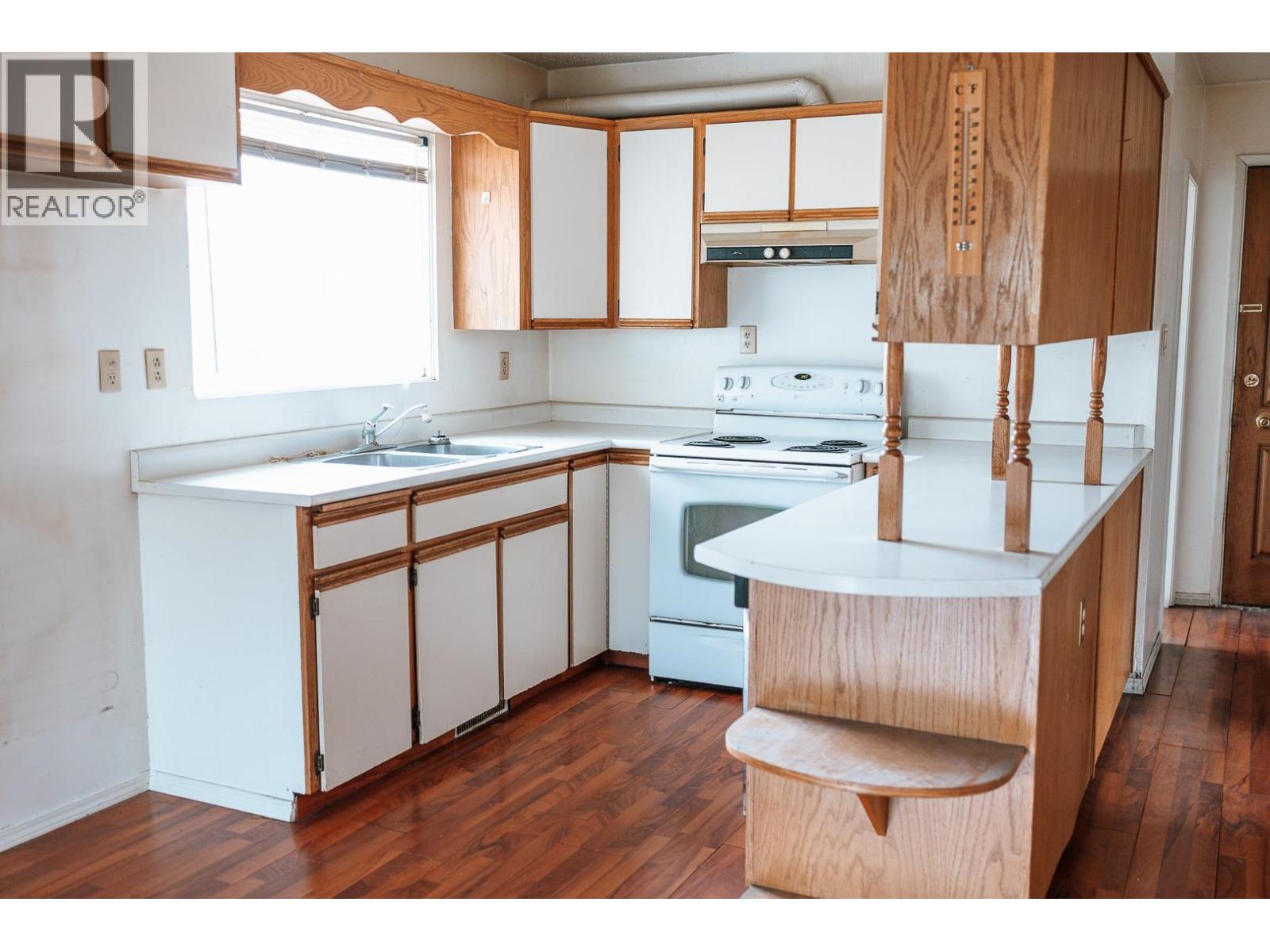 Photo 4 of 276 Lyon Street, Prince George BC