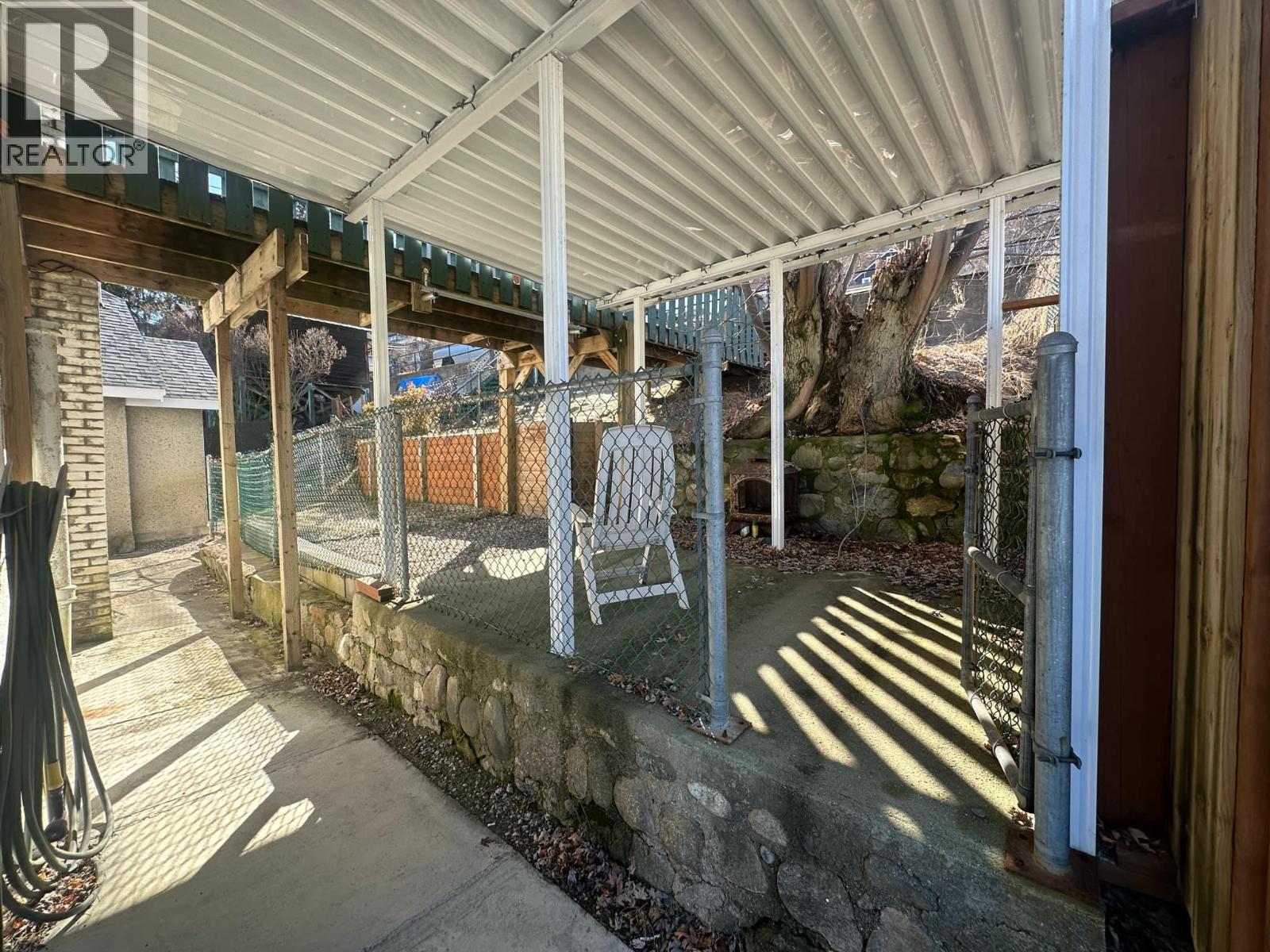 1860 OAK Street - 23