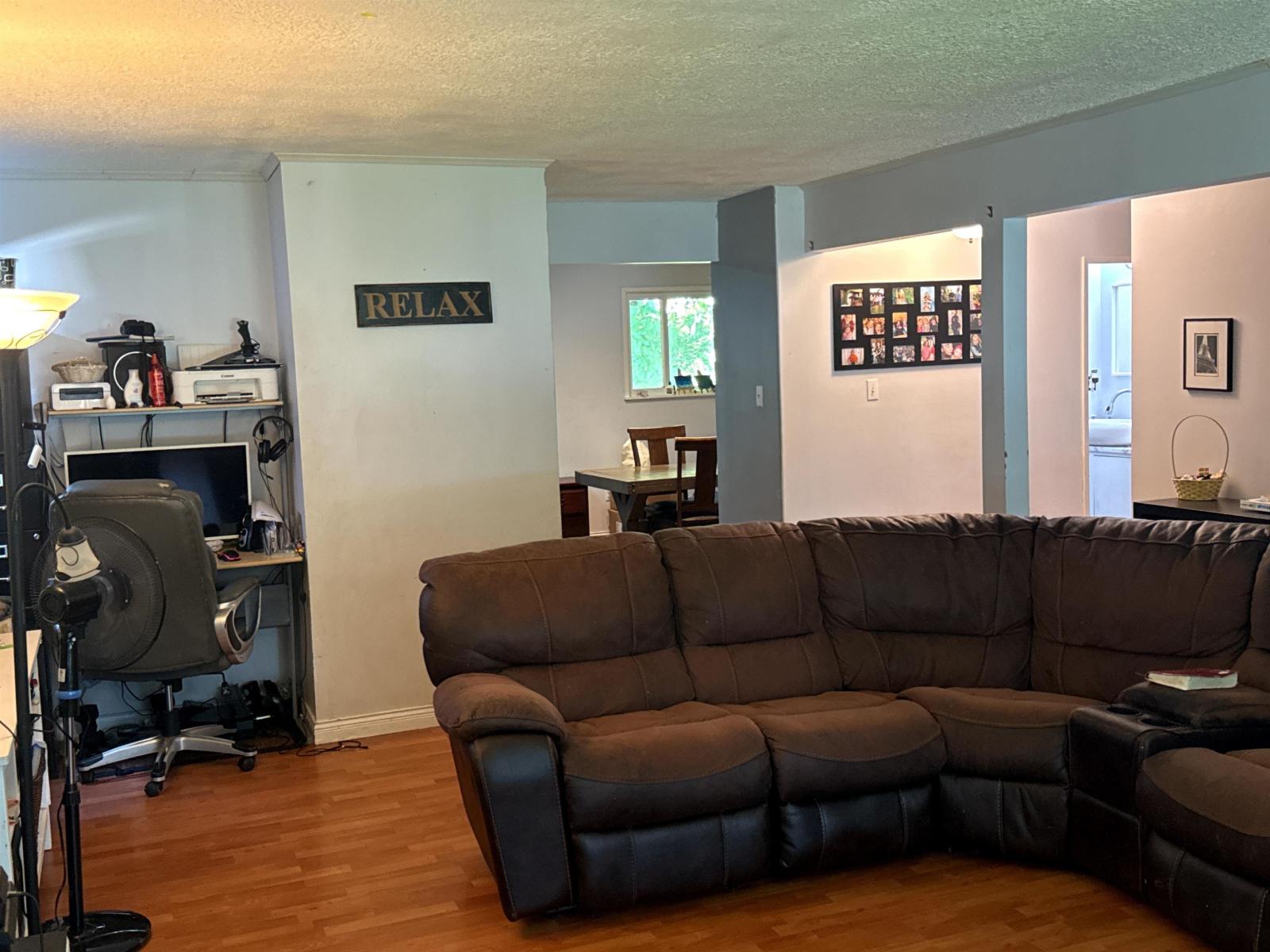 Photo 6 of 32915 3rd Avenue, Mission BC