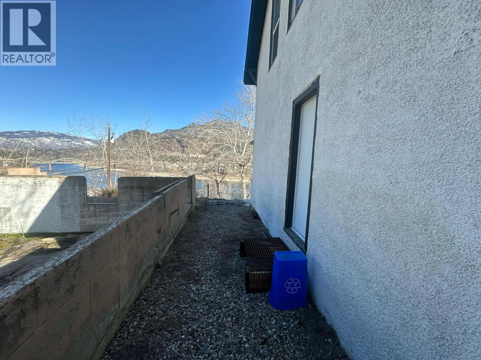 1860 OAK Street - 27