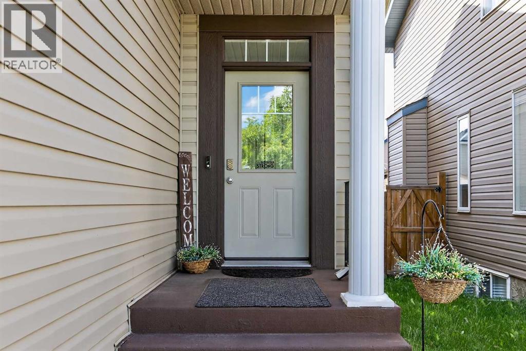 Photo 2 of 95 Copperstone Boulevard Se, Calgary AB