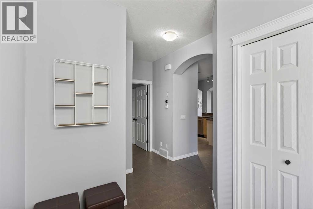 Photo 4 of 95 Copperstone Boulevard Se, Calgary AB
