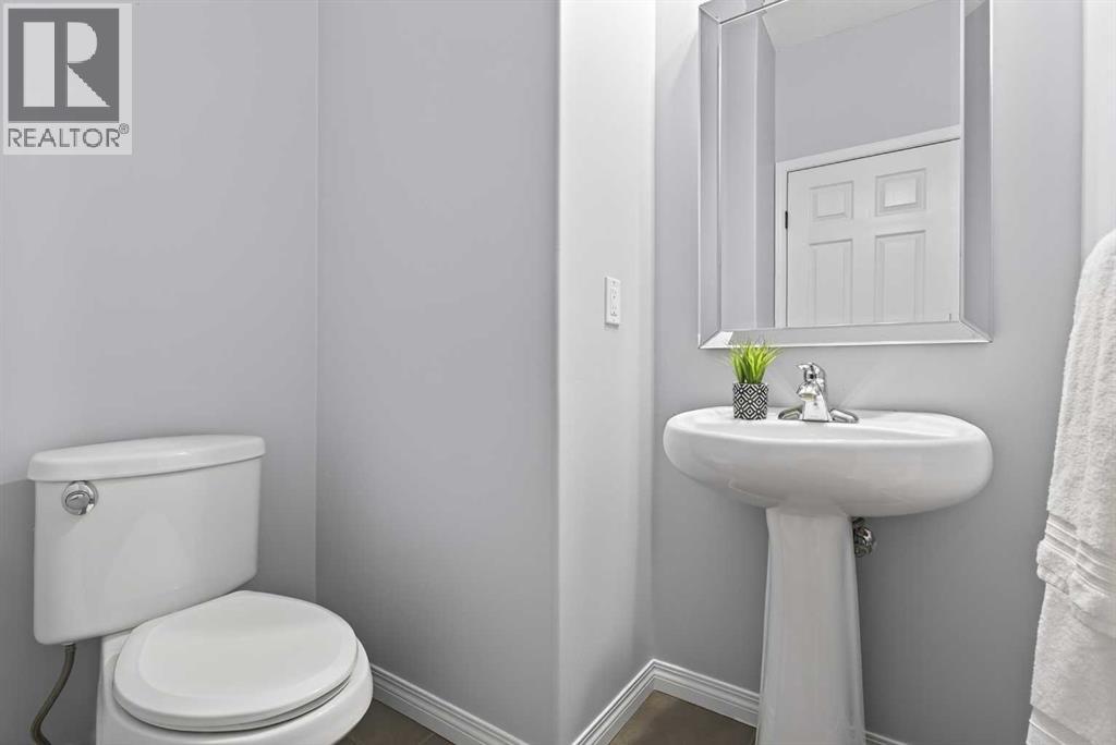 Photo 7 of 95 Copperstone Boulevard Se, Calgary AB