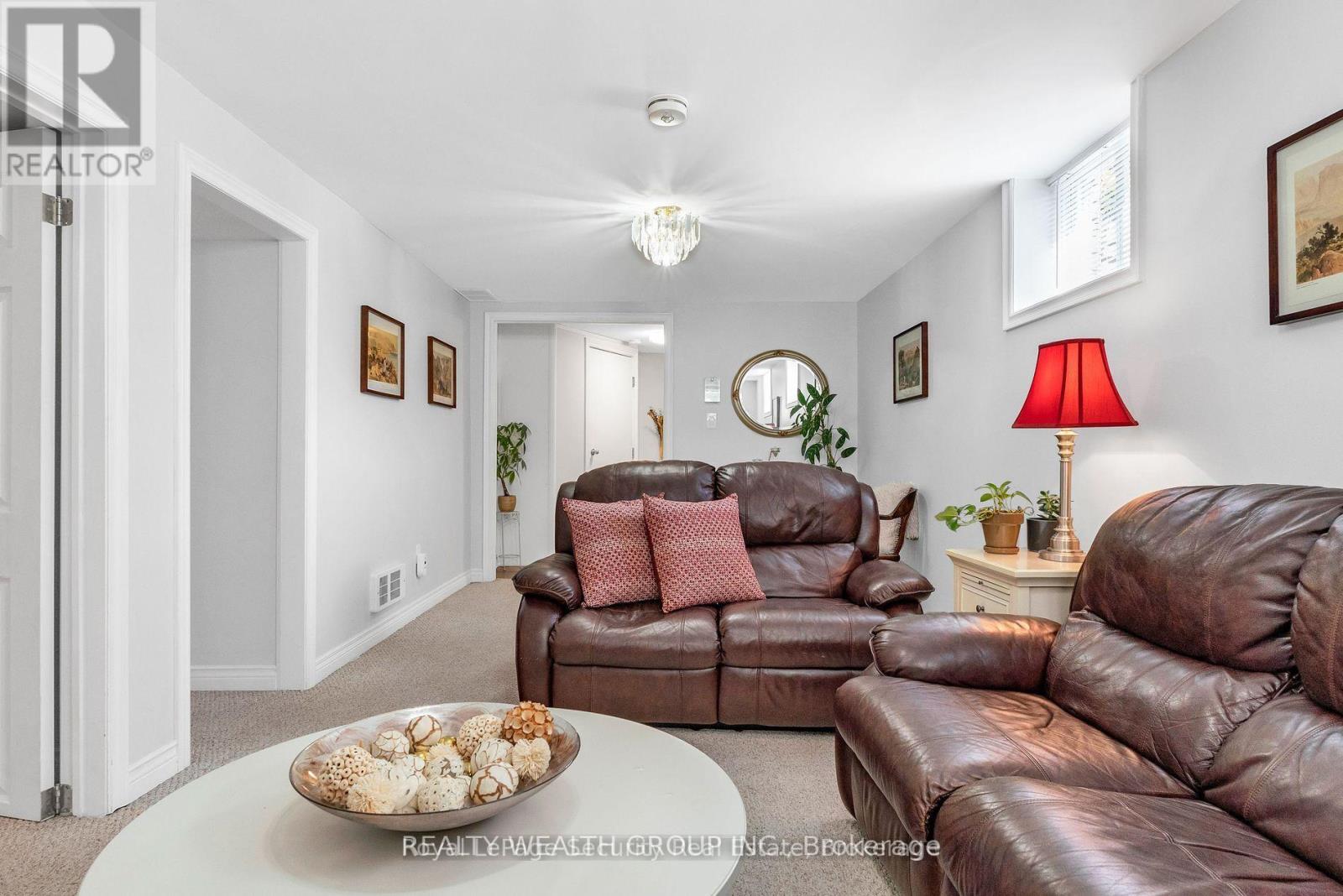Photo 5 of Basement 771 Eversley Drive, Mississauga ON