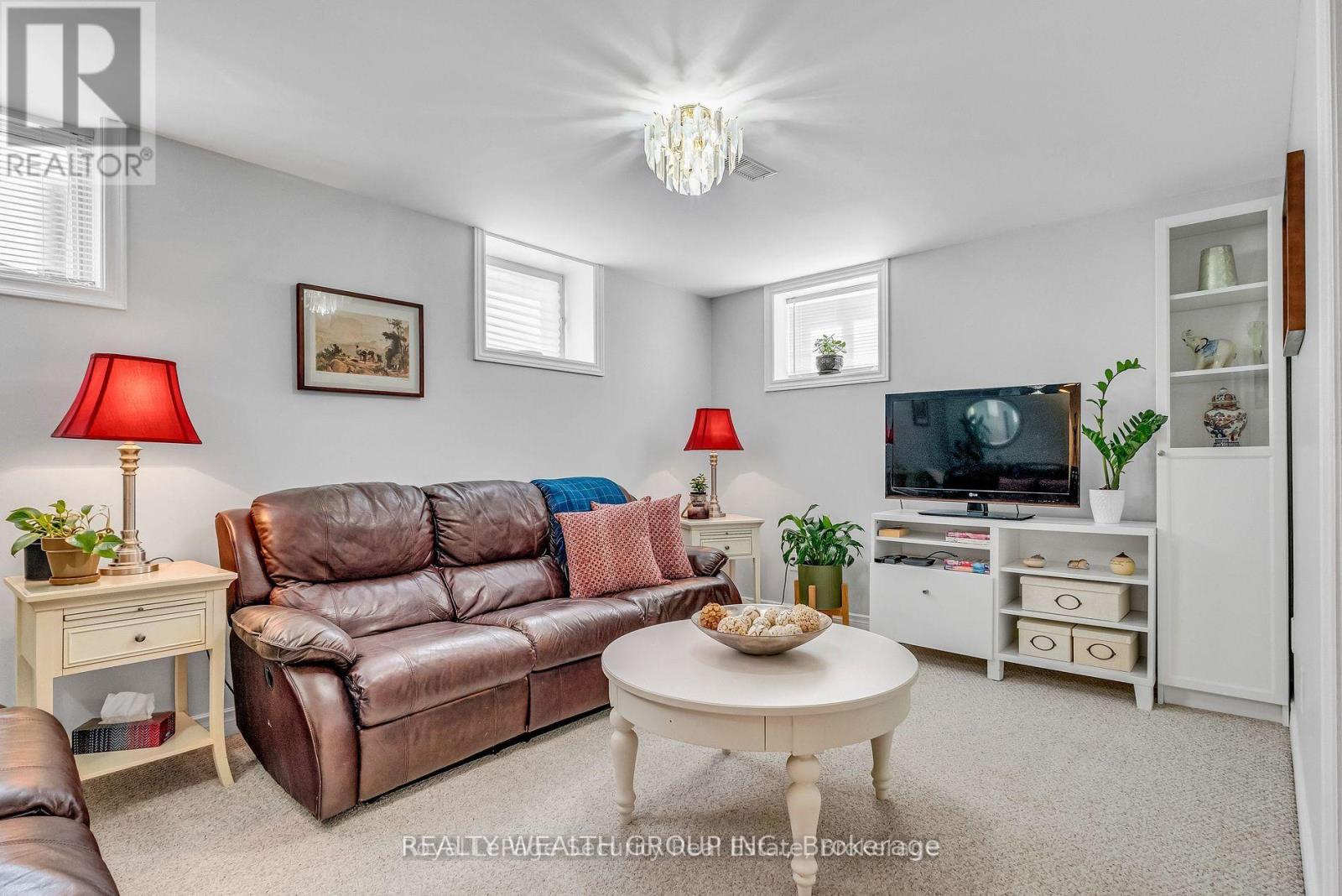 Photo 6 of Basement 771 Eversley Drive, Mississauga ON