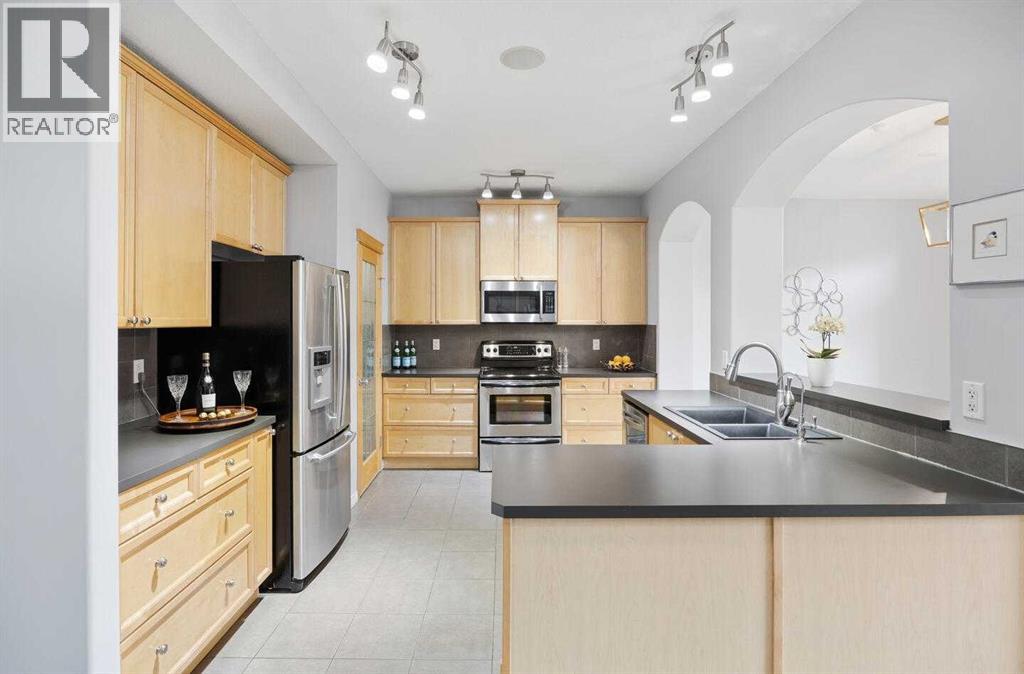 Photo 10 of 95 Copperstone Boulevard Se, Calgary AB