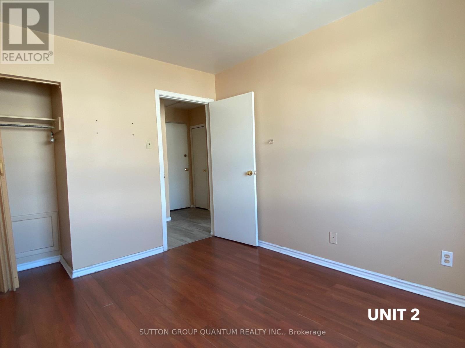 Photo 5 of 25 A Milton Street, Toronto ON